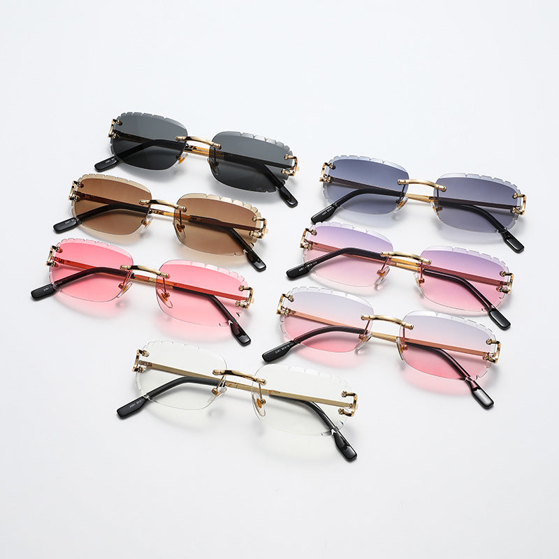 OVAL EDGE Sunglasses - VEDA AKIRA