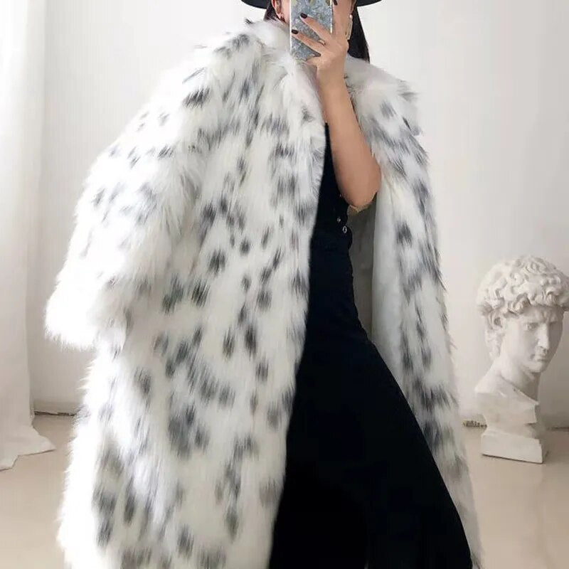 ￼CRUELLA - VEDA AKIRA